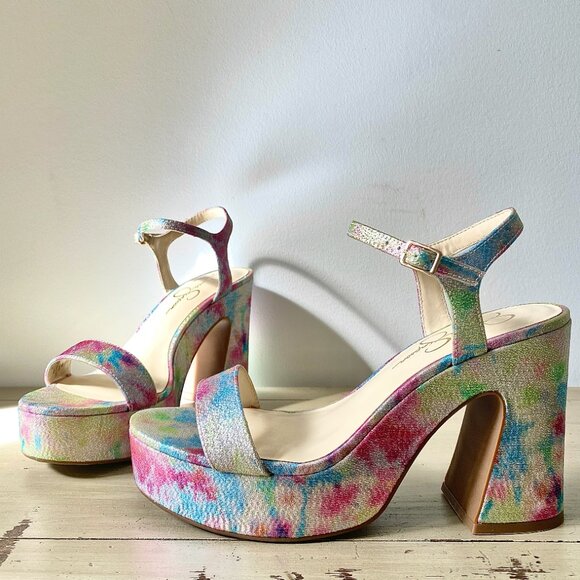 Jessica Simpson Garden party jacquard Platform Sandals. Like New. - Picture 3 of 5